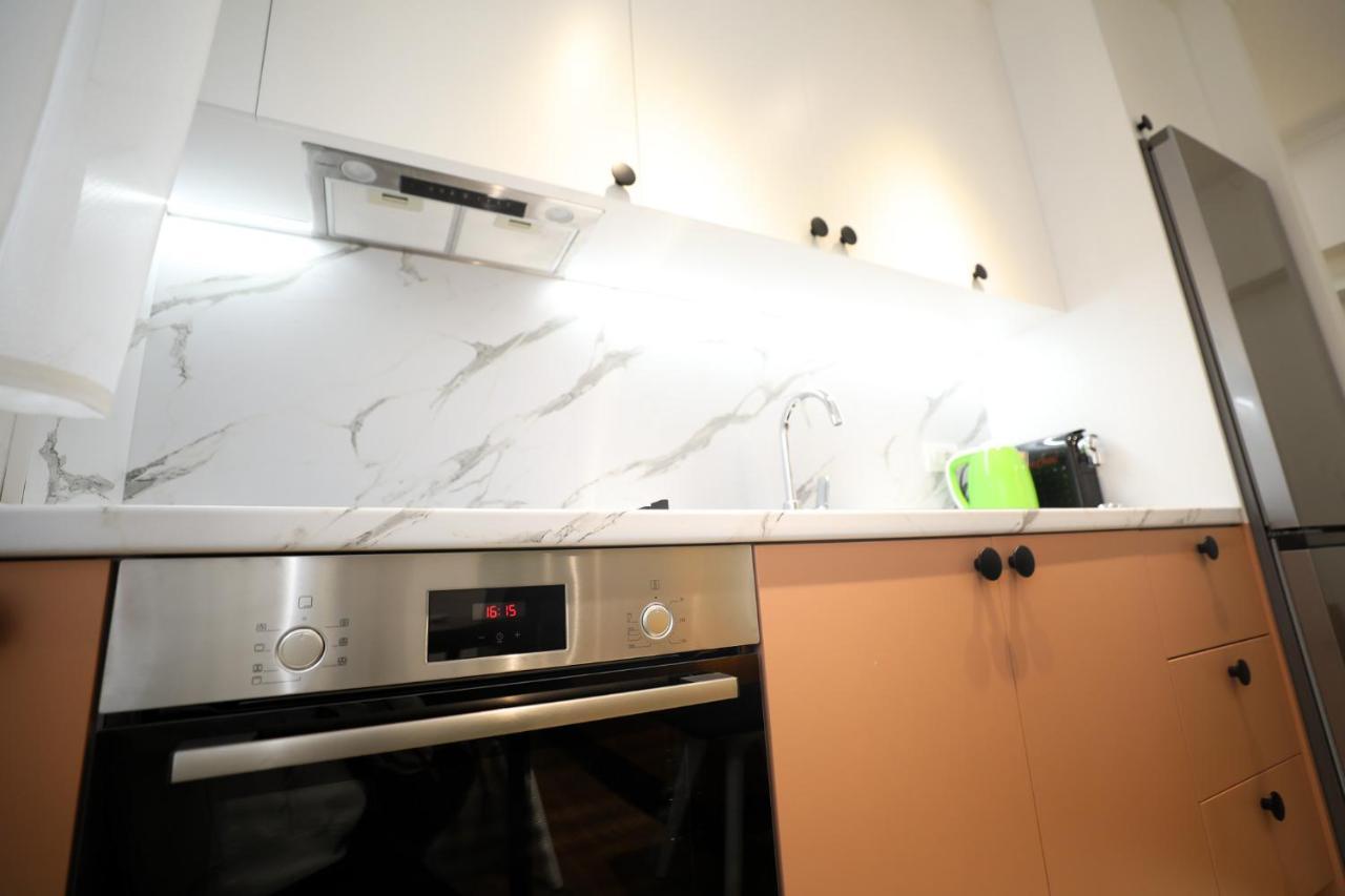 Tirana Center Apartment - Your Cosy Corner المظهر الخارجي الصورة
